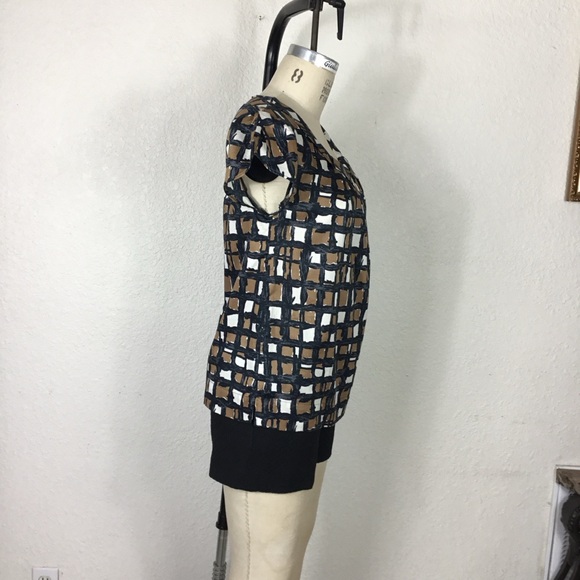 Talbots  Blouse Size S Women's Geometric Pattern Cotton Blouse Short Sleeves - Picture 9 of 12